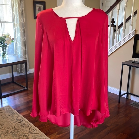 Jennifer Lopez Tops - ❌SOLD Jennifer Lopez Silky Satiny Red High Low Top, V neck, Size M